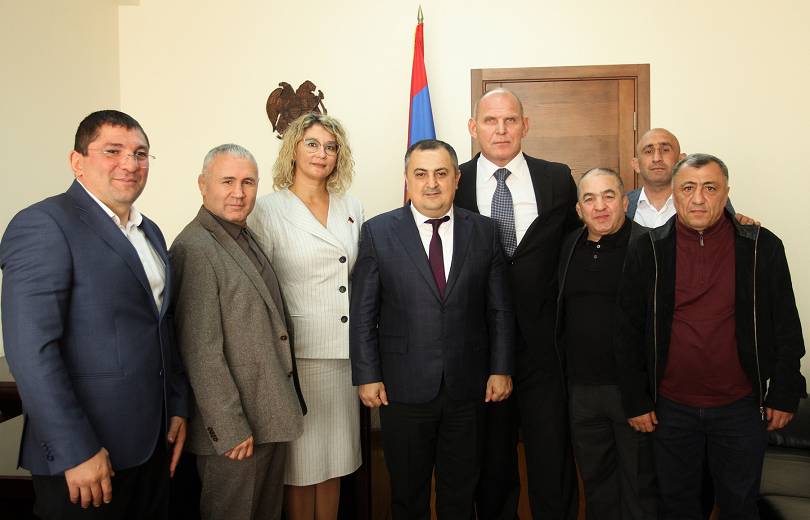 Կարեն Գիլոյանն ընդունել է Ալեքսանդր Կարելինին և Մնացական Իսկանդարյանին