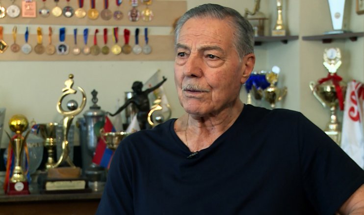 Մոսկովյան 3 հասցեում կտեղադրվի Ալբերտ Ազարյանի արձանը