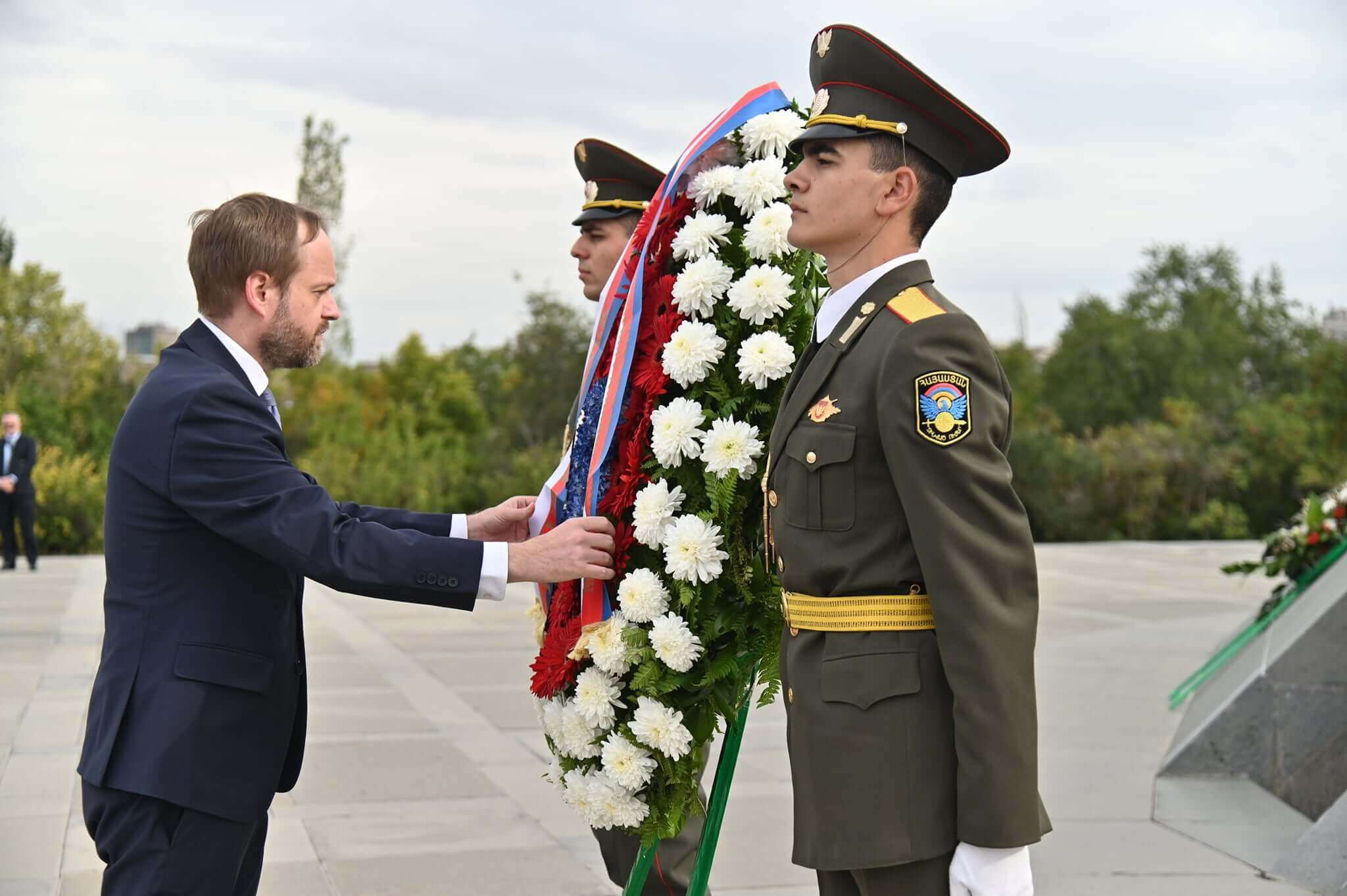 Մեկնարկել է Չեխիայի ԱԳ նախարար Յակուբ Կուլհանեկի պաշտոնական այցը Երևան