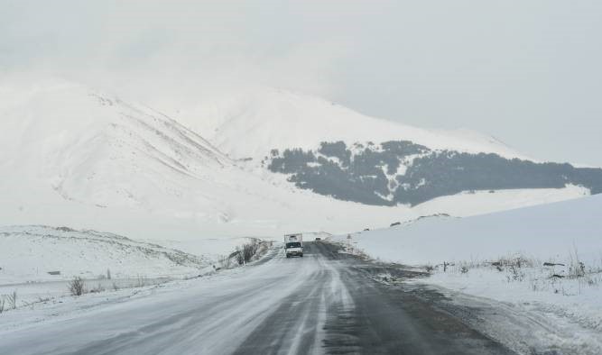 Դիլիջանի ոլորանները փակ են բեռնատարներով երթևեկելու համար