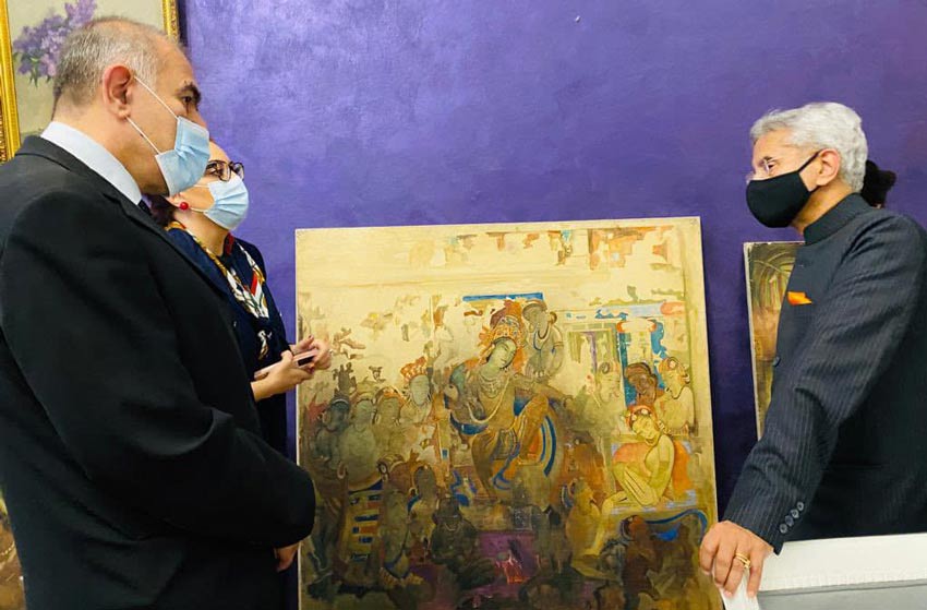 Հնդկաստանի ԱԳ նախարարն այցելել է Հայաստանի ազգային պատկերասրահ