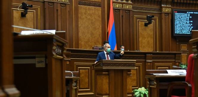 Նիկոլ Փաշինյանը երկու ընդդիմադիր խմբակցություններին հրավիրեց հանդիպման