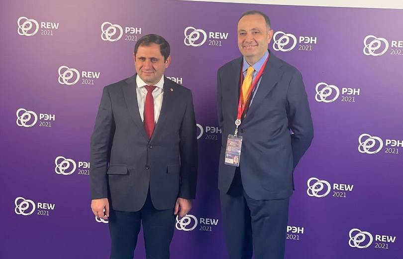 Սուրեն Պապիկյանը մասնակցում է «Ռուսաստանյան էներգետիկ շաբաթ» միջազգային համաժողովին