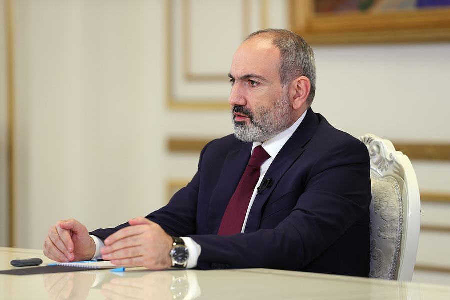 Փարաքարում իրականացվում են փողոցի տուֆով սալարկման աշխատանքներ. Փաշինյան