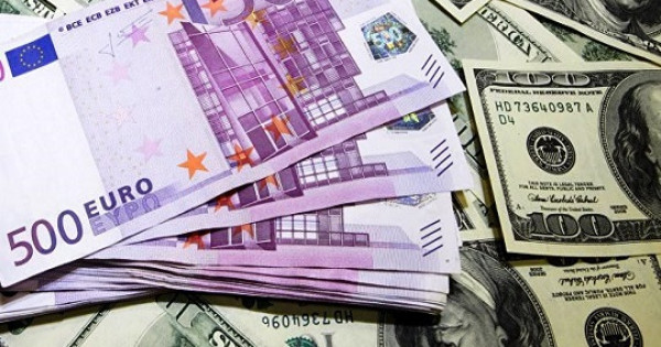 Դոլարի եւ եվրոյի փոխարժեքները նվազել են