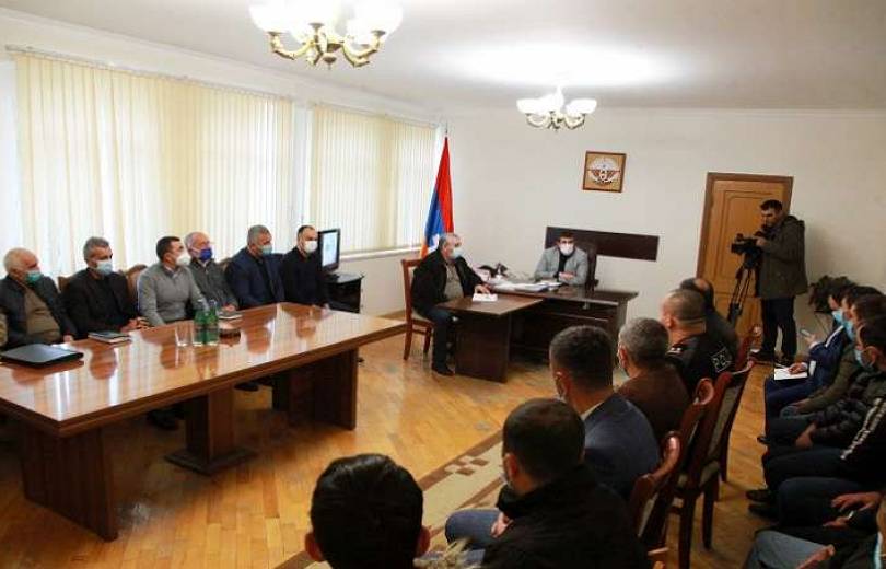 ԱՀ նախագահը Ասկերան քաղաքում հանդիպել է շրջկենտրոնի երիտասարդական ակտիվի հետ