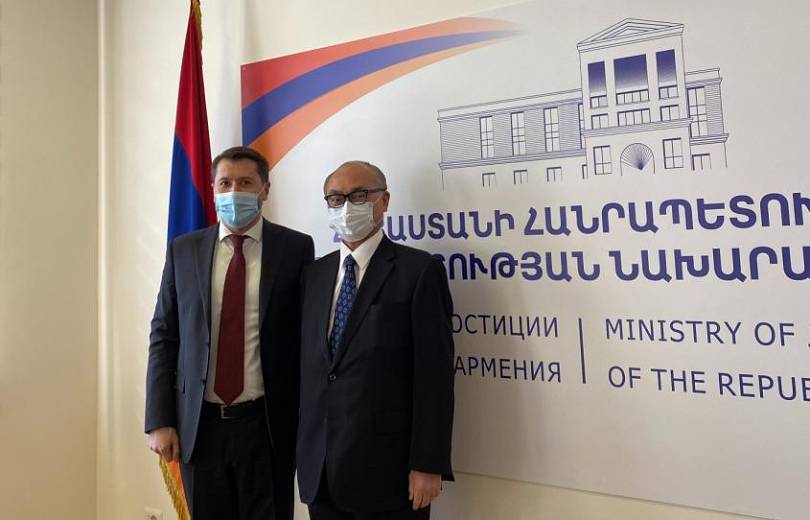 ՀՀ արդարադատության նախարար Կարեն Անդրեասյանն հանդիպել է Հայաստանում Ճապոնիայի դեսպան Ֆուկուշիմա Մասանորիին