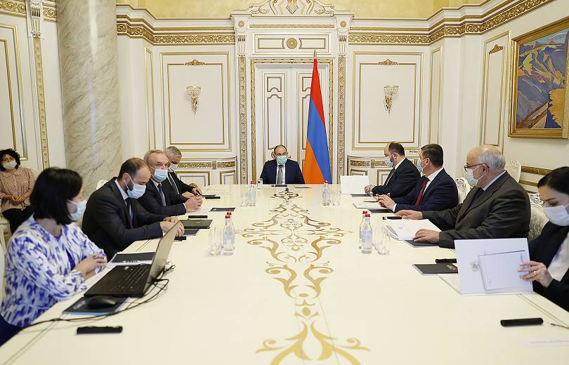 Վարչապետի մոտ քննարկվել է Հանրակրթության մասին օրենքում փոփոխություններ և լրացումներ կատարելու օրենսդրական նախագիծը
