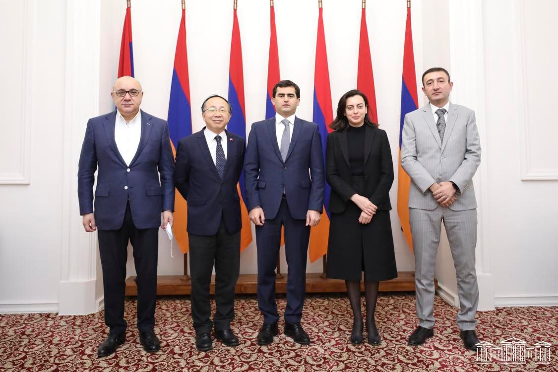 ԱԺ նախագահի տեղակալ Հակոբ Արշակյանն ընդունել է Հայաստանում Չինաստանի դեսպանին