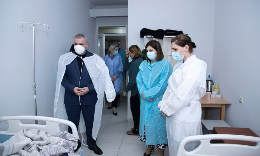 Ավանեսյանն այցելել է «Ինֆեկցիոն հիվանդությունների ազգային կենտրոն»