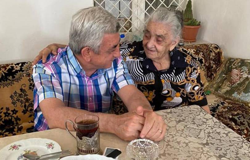 Մահացել է Սերժ Սարգսյանի մայրը