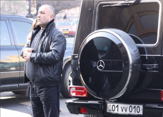 Ըստ քրգործի՝ Վլադիմիր Գասպարյանի թիկնազորի պետը թաքցրել է առանձնապես խոշոր չափերով գույքի և եկամուտների հայտարարագրման տվյալները