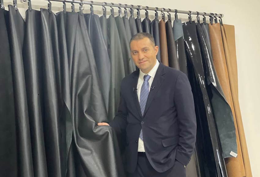 Իմ ձեռքին հայկական բանակի համար կարվող կոշիկի մշակված կաշին է | Վահան Քերոբյան