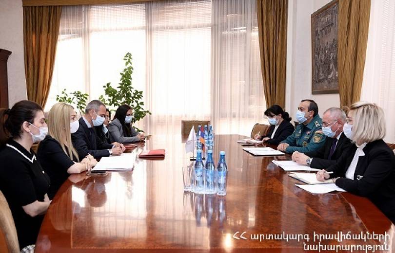 Անդրանիկ Փիլոյանն ընդունել է ԿԽՄԿ-ի և Հայկական Կարմիր խաչի ընկերության պատվիրակությանը