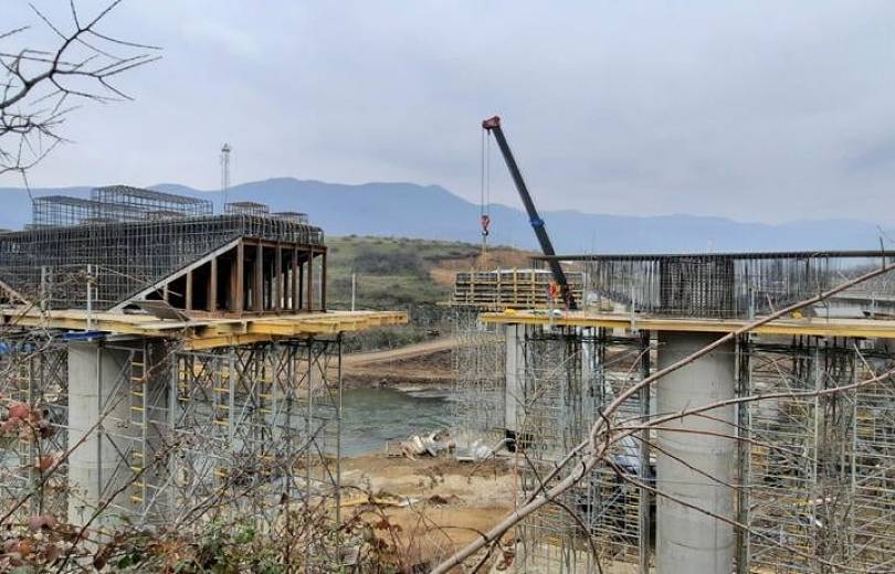 Բագրատաշենի սահմանային հսկողության անցակետի նոր կամրջի շինարարությունն ակտիվ ընթացքի մեջ է