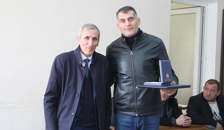 Մեդալներ՝ 44-օրյա պատերազմում մարտնչած կամավորականներին