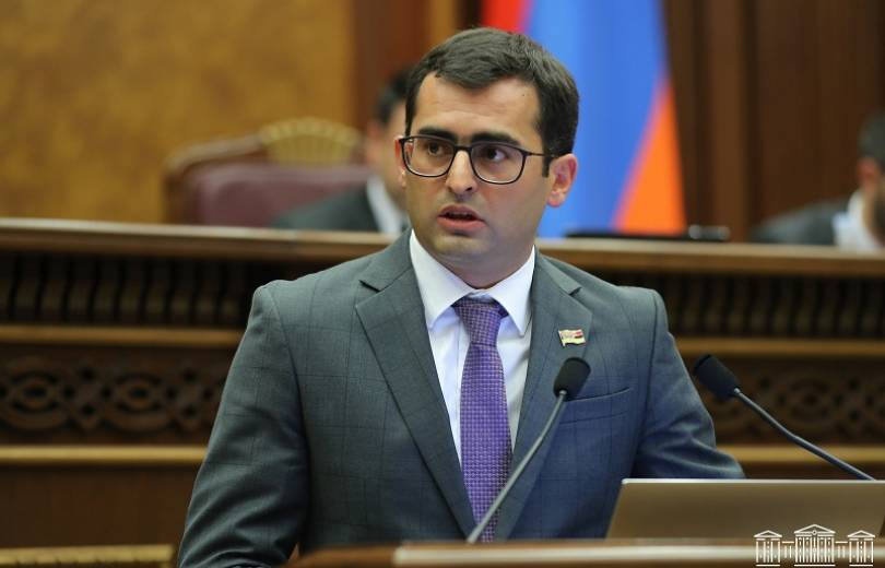 Հույս եմ հայտնում, որ մեր ընդդիմադիր գործընկերները հետ կկանգնեն այս վտանգավոր գործելաոճից․ Հակոբ Արշակյան