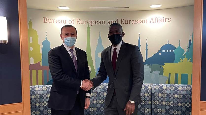 ԱԽ քարտուղարը հանդիպել է ԱՄՆ պետքարտուղարի տեղակալի պաշտոնակատարի հետ