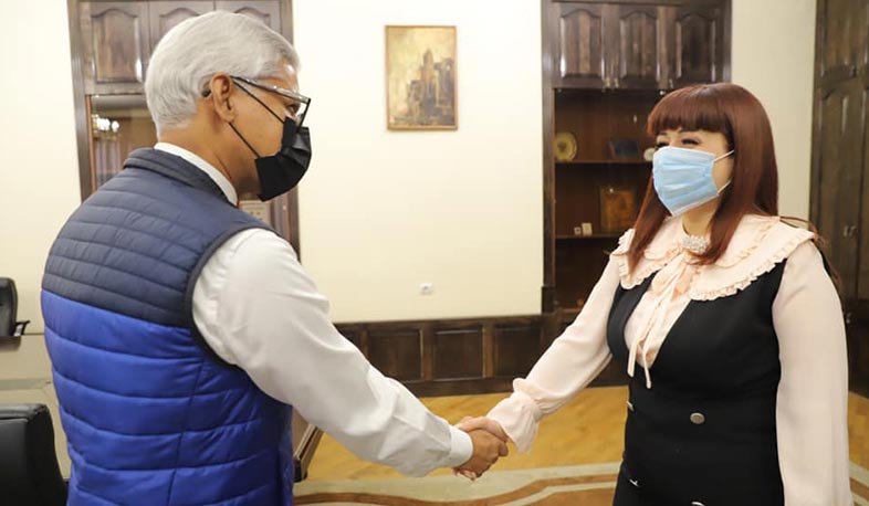 Շիրակի մարզպետն ընդունել է Կարմիր խաչի միջազգային ֆեդերացիայի գլխավոր քարտուղարի գլխավորած պատվիրակությանը