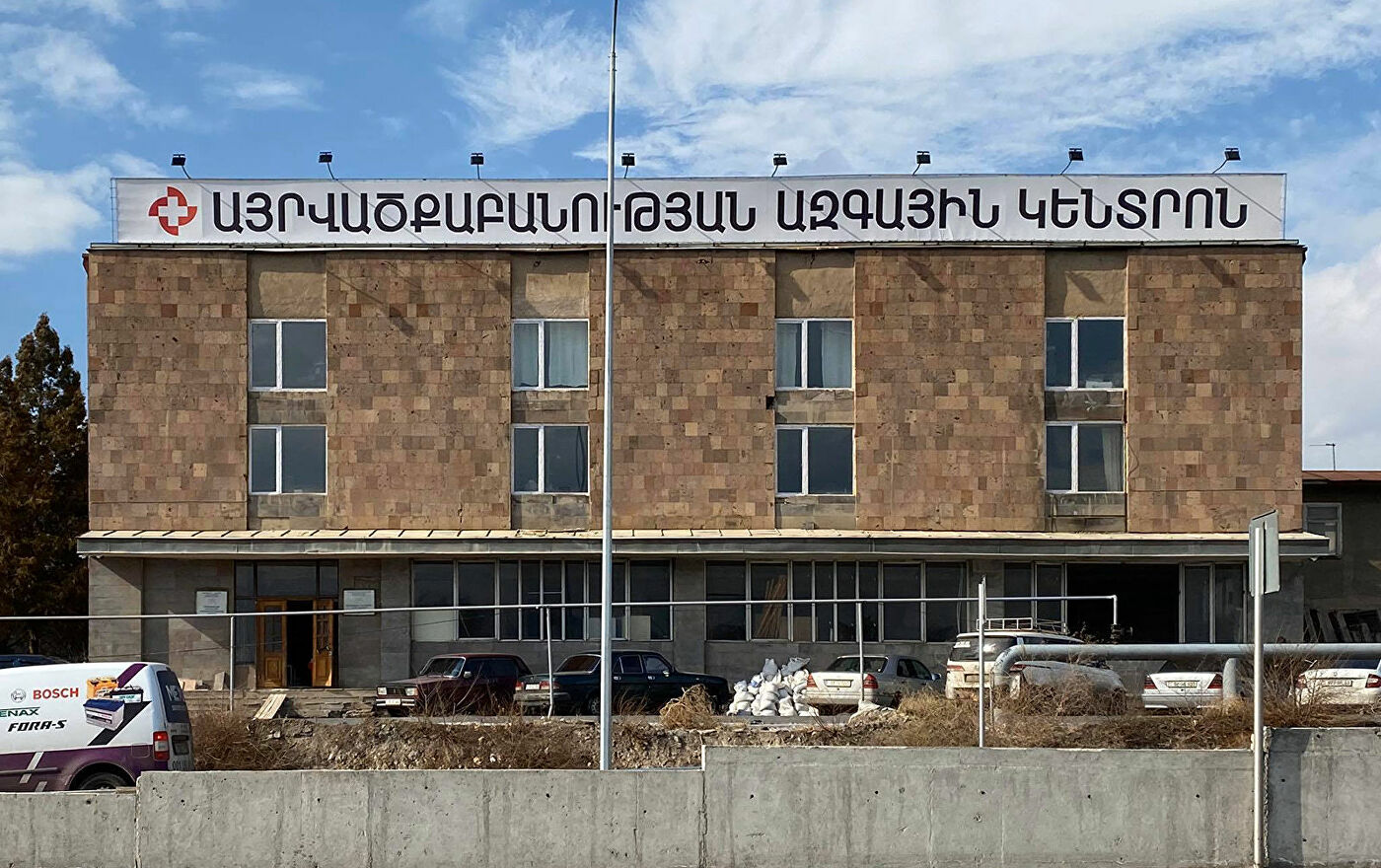 Toyota-ի վարորդը մեքենան լիցքավորելուց հետո սրահում ծխախոտ է վառել. մեքենան պայթել է