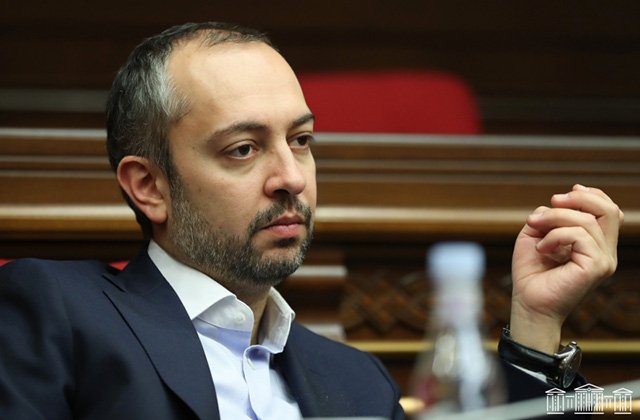 Նախքան սահմանազատման գործընթացը սկսելն անհրաժեշտ է ապահովել նվազագույն անվտանգային պայմանները․ Աղաջանյան