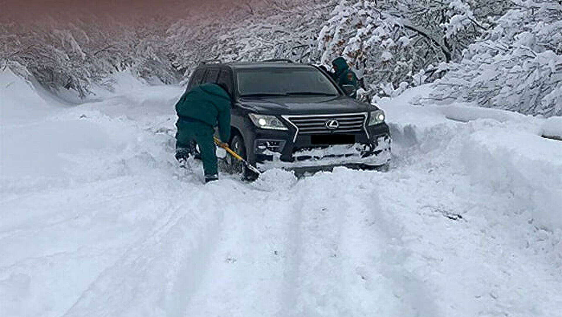 Սիսիան-Գորիս ճանապարհին փրկարարներն արգելափակումից դուրս են բերել 8 ավտոմեքենայի