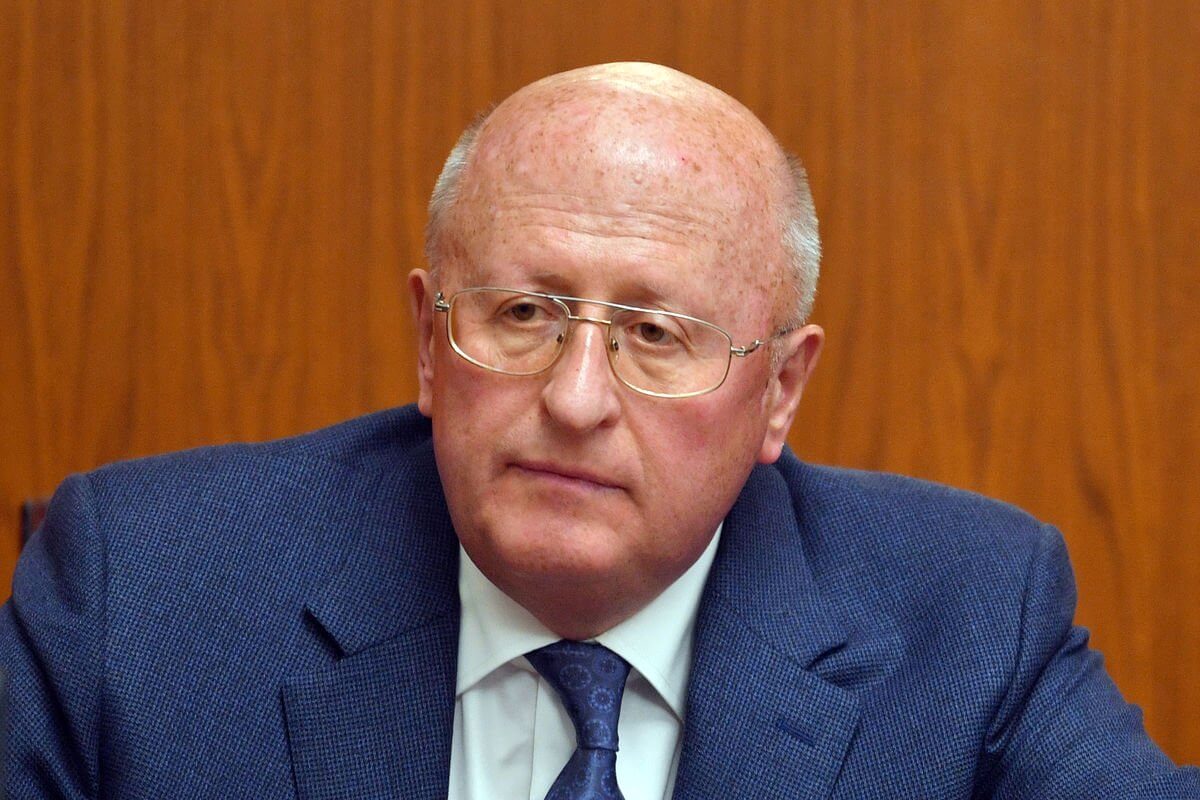 Նազալային պատվաստանյութը կարող է պաշտպանել «Օմիկրոնի» ծանր ձևերից. Գինցբուրգ