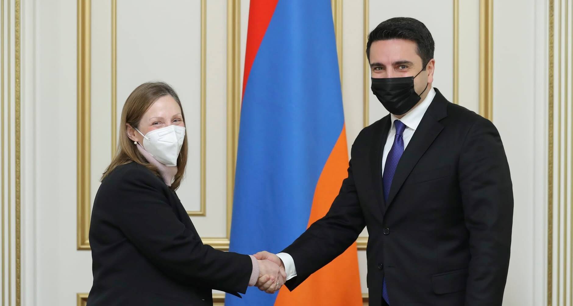 Ալեն Սիմոնյանն ընդունել է ՀՀ-ում ԱՄՆ դեսպան Լին Թրեյսիին