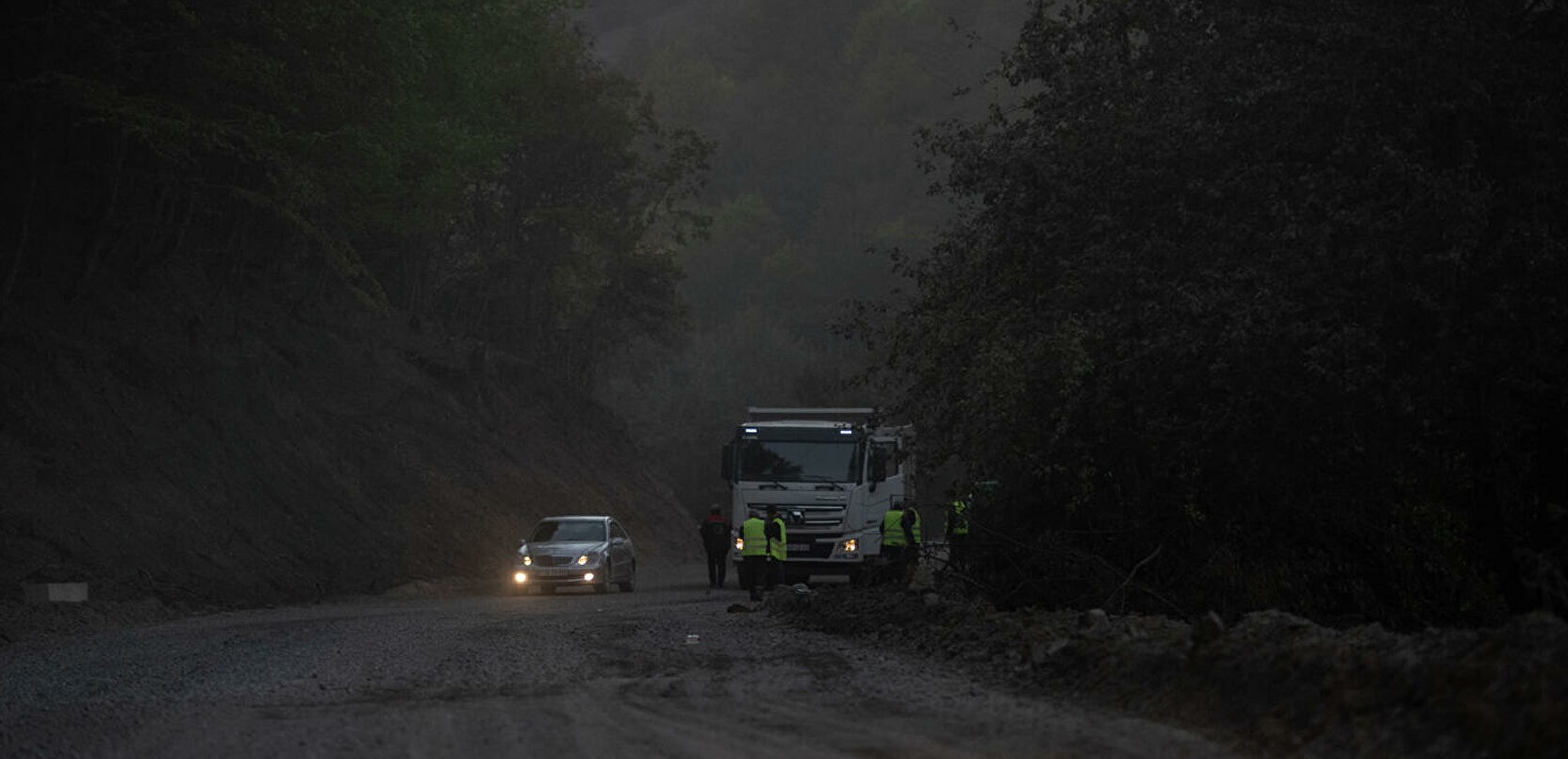 Կապան-Տաթև ճանապարհին Իրանի քաղաքացու վարած բեռնատարը շրջվել է