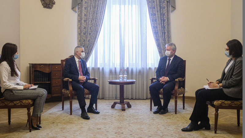 Փոխվարչապետն ընդունել է ՀՀ-ում Գերմանիայի Դաշնային Հանրապետության արտակարգ և լիազոր դեսպանին