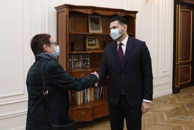 Փոխվարչապետն ընդունել է Հայաստանում Ֆրանսիայի արտակարգ և լիազոր դեսպանին