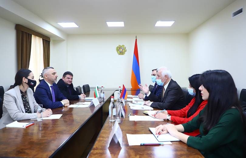 ԲՏԱ նախարար Վ․ Խաչատուրյանն ընդունել է Բուլղարիայի դեսպանին