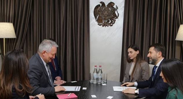 Կ․ Անդրեասյանն ընդունել է Գերմանիայի Դաշնային Հանրապետության դեսպանին