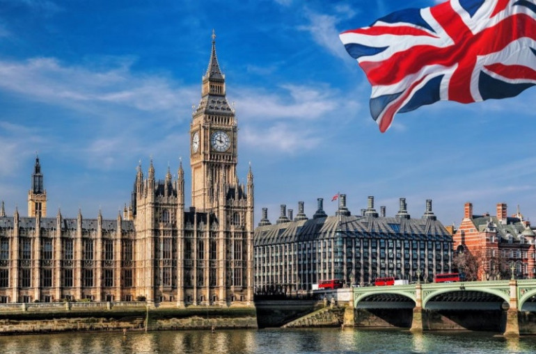 Մեծ Բրիտանիան հանել է կորոնավիրուսի բոլոր սահմանափակումները