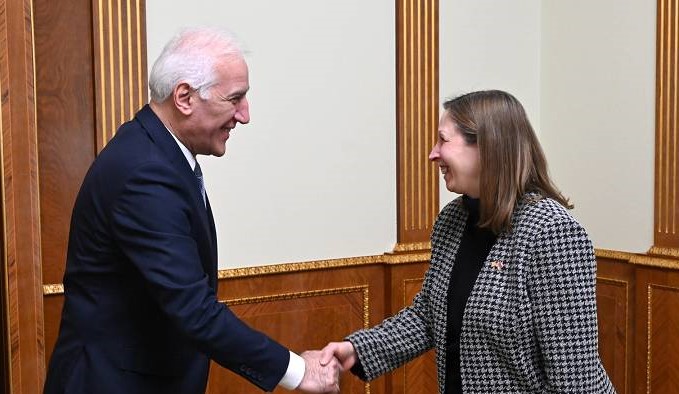 Նախագահն ընդունել է ՀՀ-ում ԱՄՆ արտակարգ և լիազոր դեսպանին