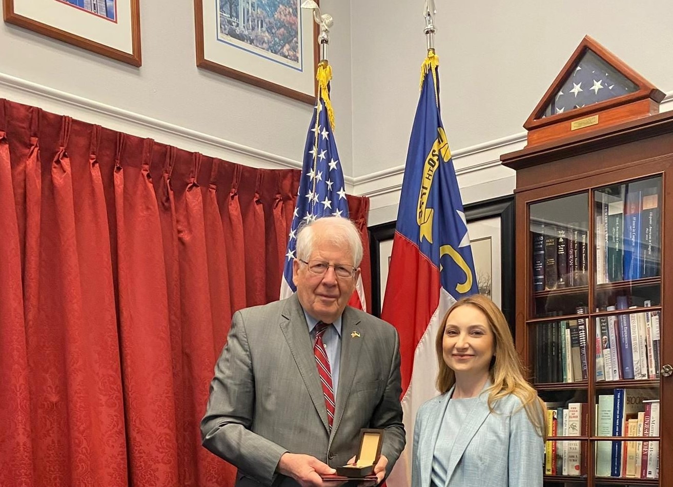 Լ․ Մակունցը հանդիպում է ունեցել կոնգրեսական Դ․ Փրայսի հետ