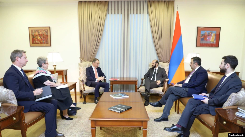 Ա․Միրզոյանը հանդիպել է ԵՄ հատուկ ներկայացուցիչ Տ․ Կլաարին