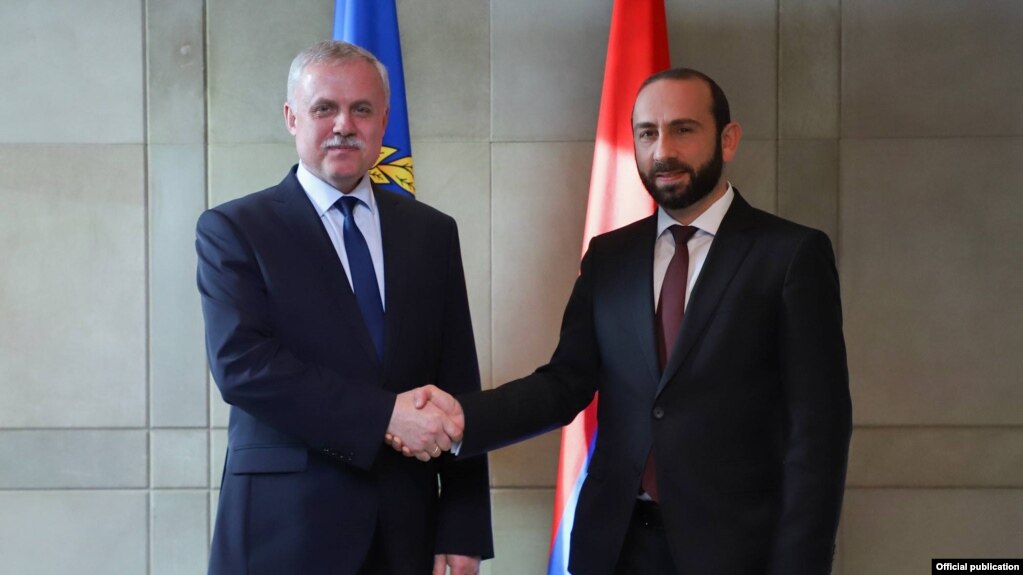 Ա․ Միրզոյանը Մոսկվայում հանդիպել է ՀԱՊԿ գլխավոր քարտուղար Ս․ Զասի հետ