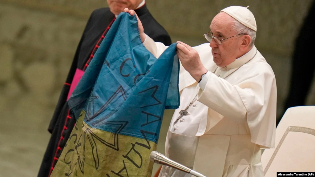 Հռոմի պապն ընդունել է Բուչայի սպանդը վերապրած երեխաներին