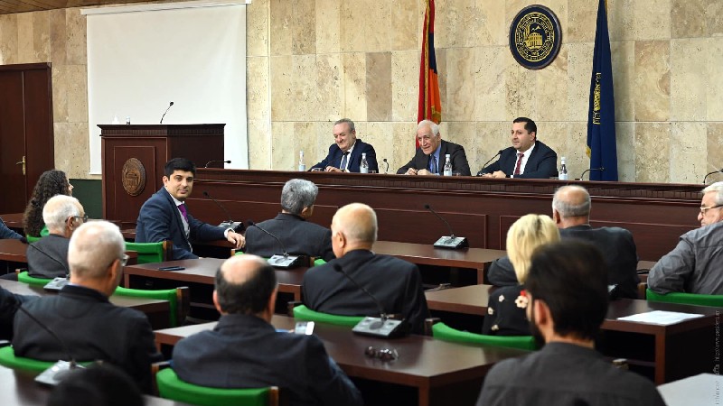 Նախագահն այցելել է ԵՊՀ