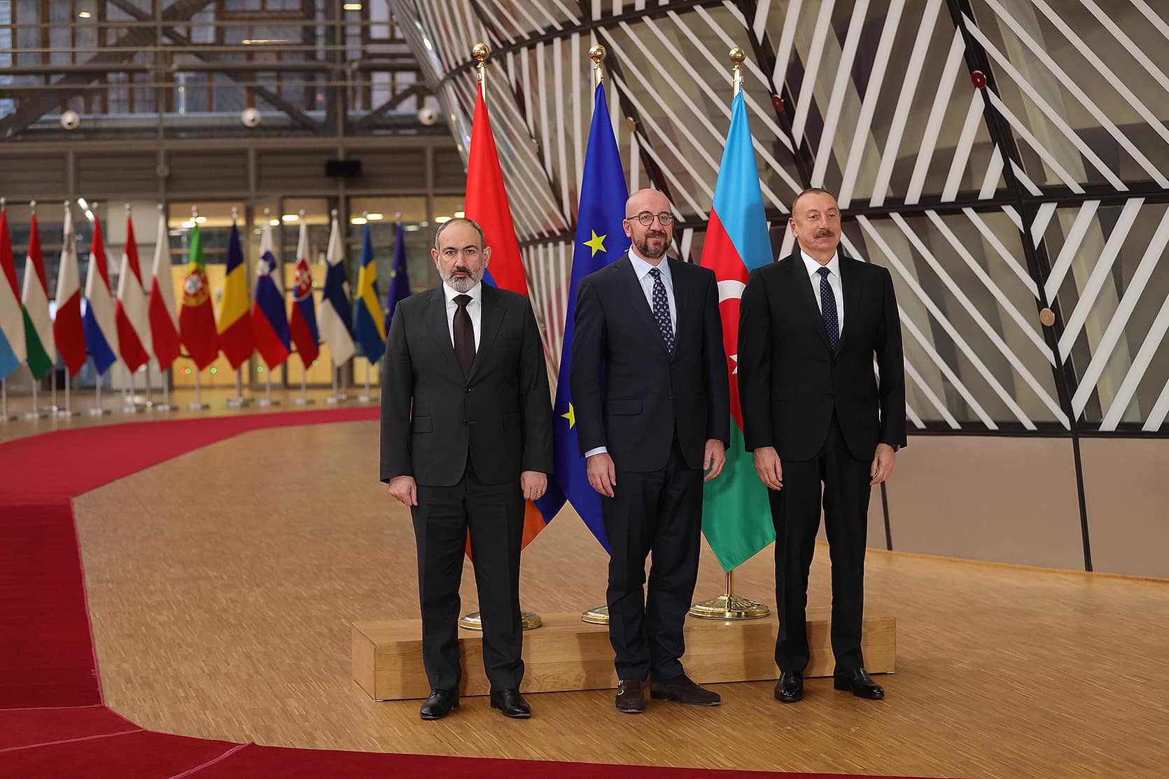 Բրյուսելում ավարտվեց Փաշինյան-Ալիև-Միշել հանդիպումը