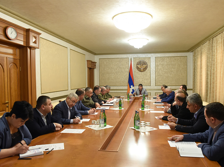 ԱՀ նախագահը Անվտանգության խորհրդի նիստ է գումարել