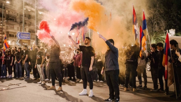 Հայ երիտասարդներն Աթենքում բողոքի ակցիա են կազմակերպել՝ պահանջելով ճանաչել Հայոց ցեղասպանությունը