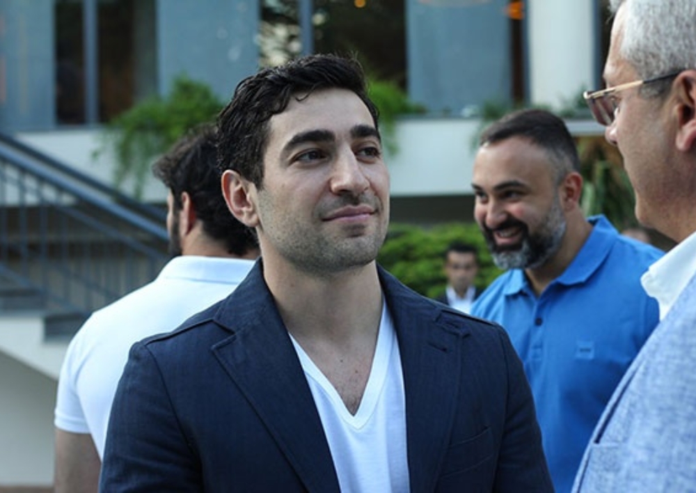 Ռ․ Քոչարյանի որդին հեղափոխության կոչ է անում