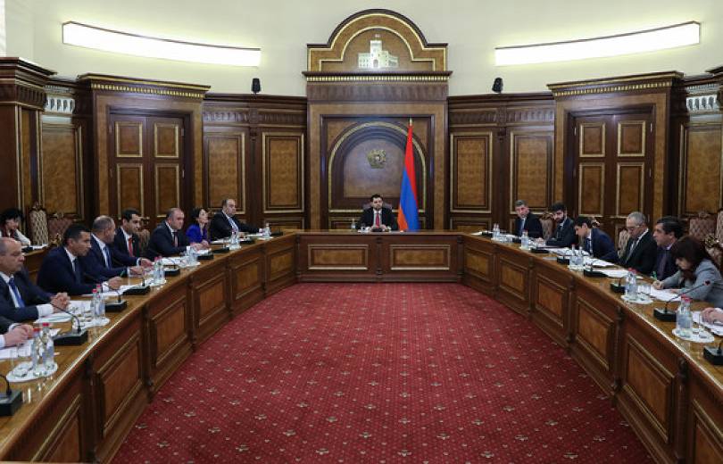 Փոխվարչապետի ղեկավարությամբ և Գ․Սանոսյանի ու մարզպետերի հետ տեղի է ունեցել խորհրդակցություն