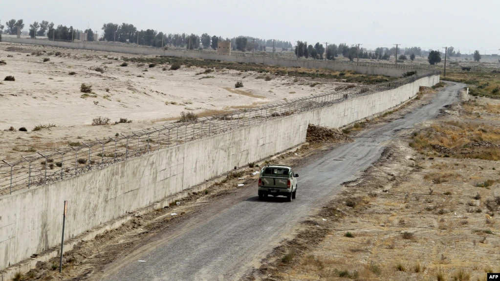 Իրանում զինված անձինք կրակել են բարձրաստիճան զինվորականի տեղափոխող ավտոմեքենայի վրա