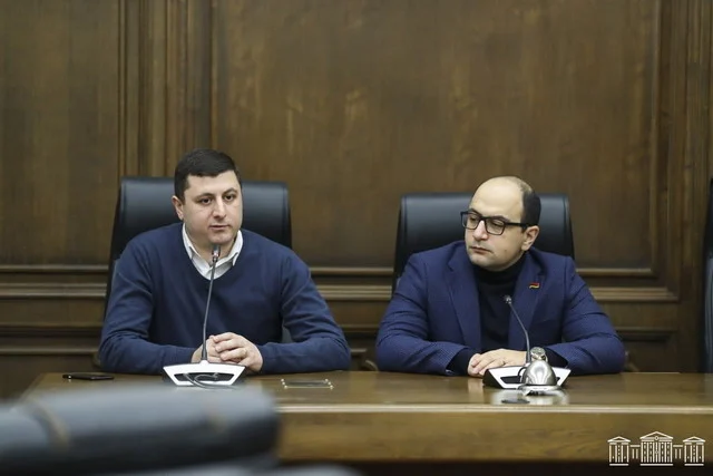 «Նիկոլին». Տիգրան Աբրահամյանը՝ «Ու՞մ է ուղղված այդ մեկ կրակոցը» հարցին