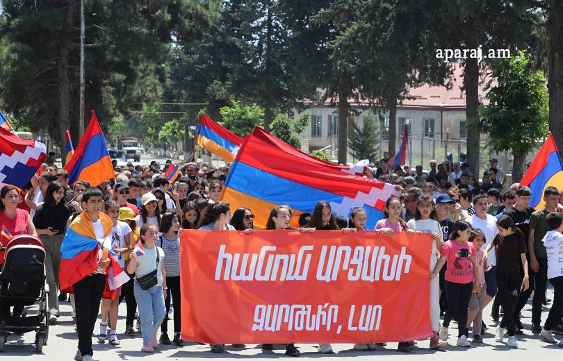 Հ․ Բադալյանը լուսանկար է հրապարակել Մարտունու երթից