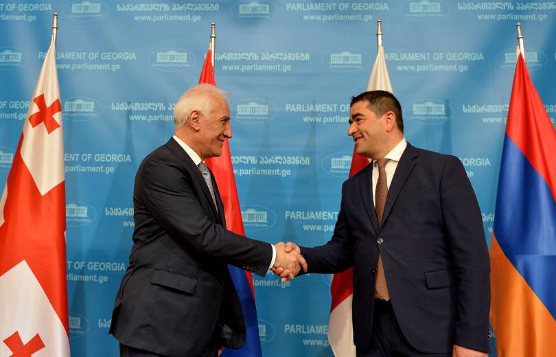 ՀՀ նախագահը հանդիպում է ունեցել Վրաստանի խորհրդարանի նախագահի հետ