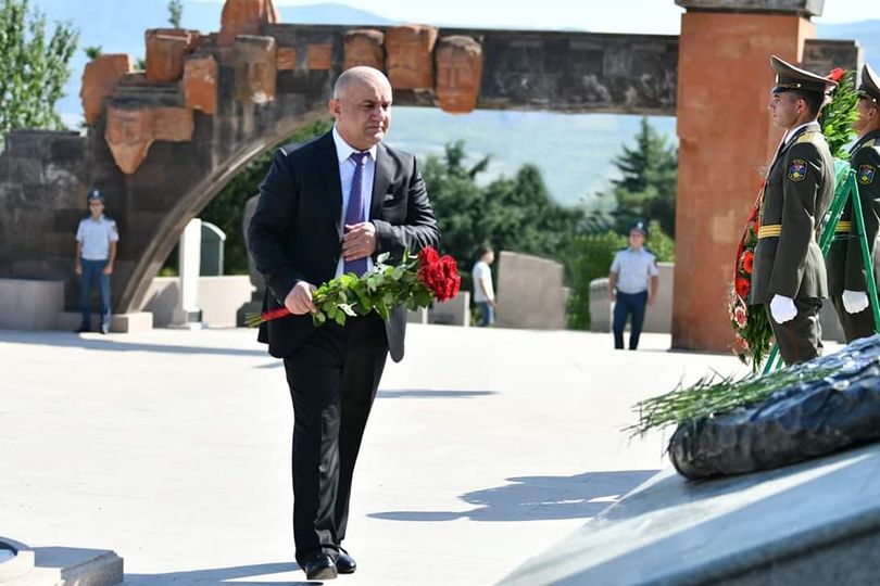 Փա՜ռք և խոնարհում նրանց, ովքեր հաղթանակ են կռել համառ կամքի ու ջանքի, առողջության ու կյանքի գնով․ Ս․ Բաբայան